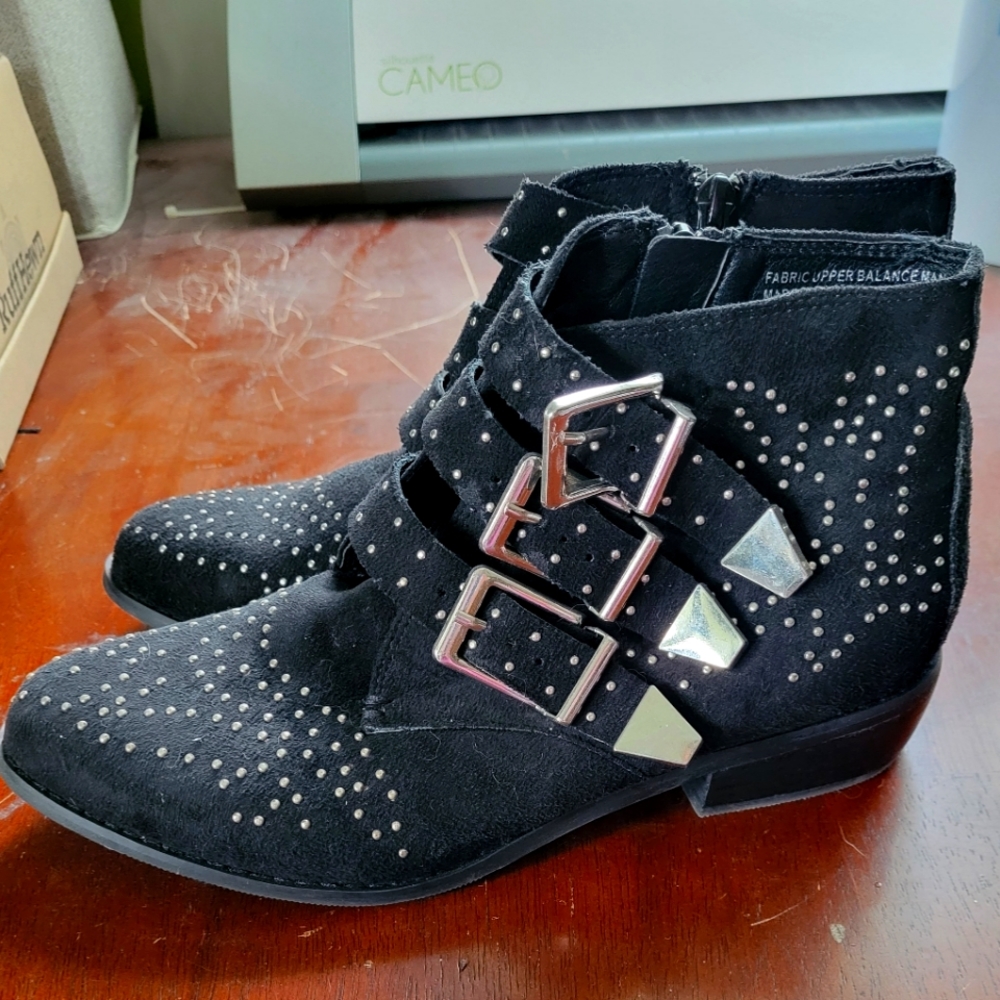 Ankle boots, 7 1/2